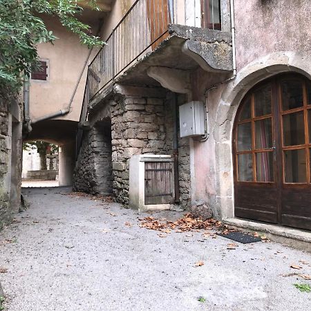 Maison De Village Au Coeur Des Remparts Sainte-Eulalie-de-Cernon Exterior foto